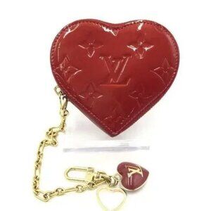 Louis Vuitton Red Vernis Monogram Pomme D´amour Heart Shaped Coin Purse & Charm